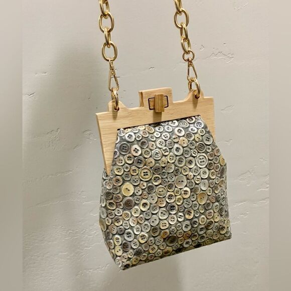 Handmade Genuine Embossed Leather Turnlock Wooden Frame Bag & 2 Strap Styles - Picture 4 of 16